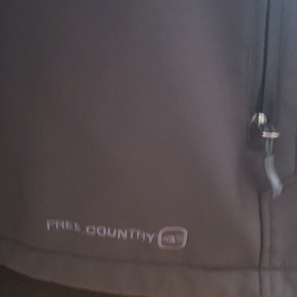 Men's Jacket - Picture 2 of 7